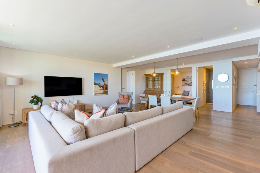 2 Bedroom Property for Sale in Camps Bay Western Cape